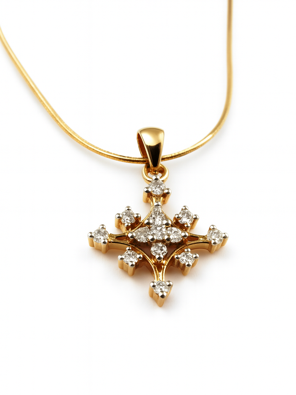 Beautiful 18 Kt Gold  Natural Diamond Pendant